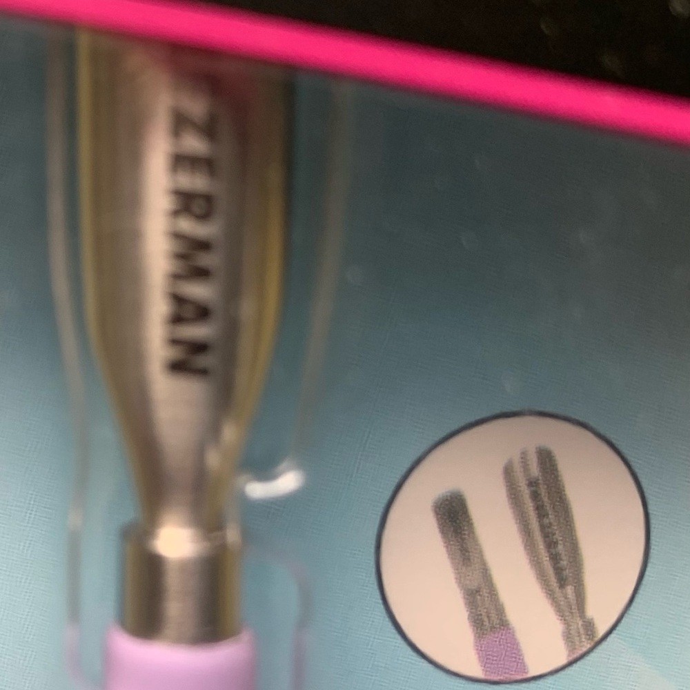Tweezerman Dual Sided Pushy - Picture 7 of 9